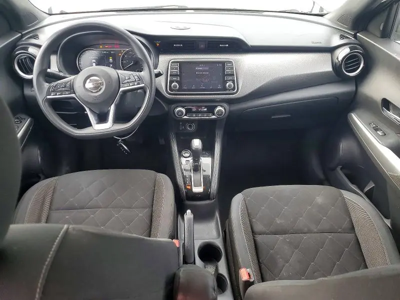 2019 NISSAN KICKS SV  