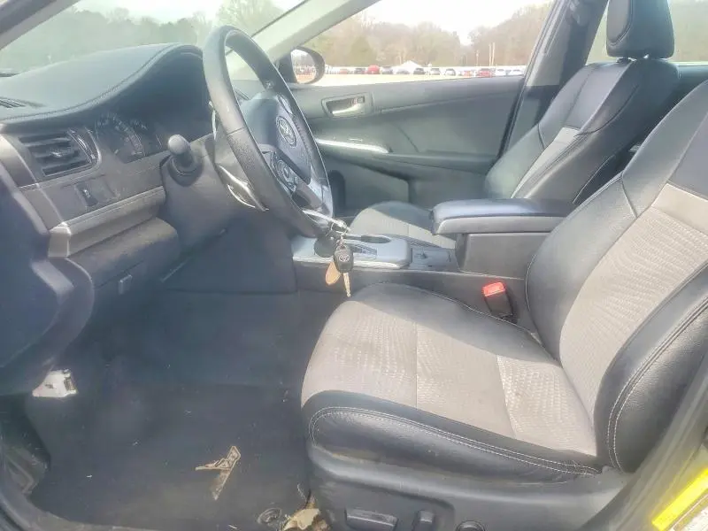 2012 TOYOTA CAMRY SE  
