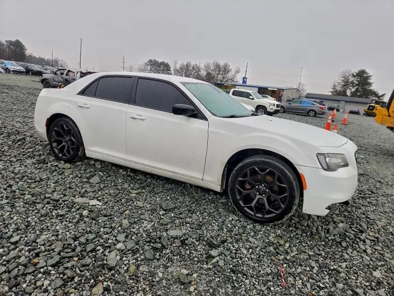 2019 CHRYSLER 300 TOURING  