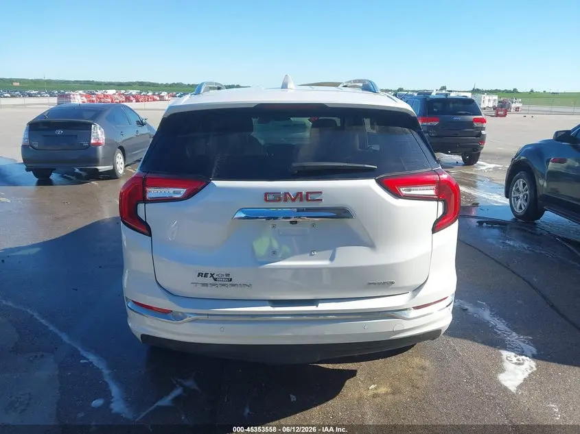 2023 GMC TERRAIN AWD DENALI