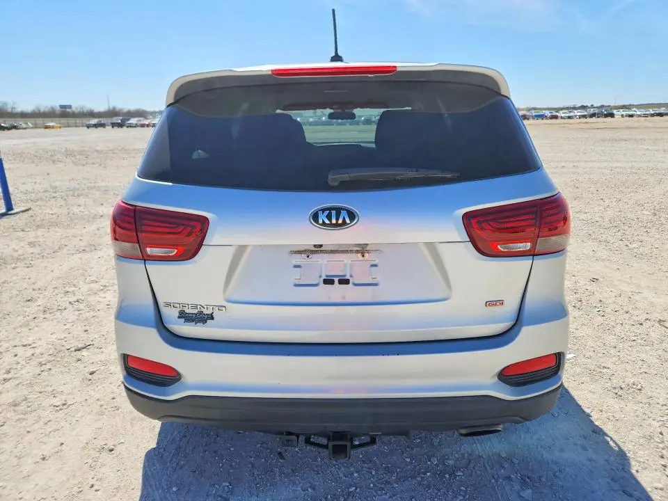 2019 KIA SORENTO LX  