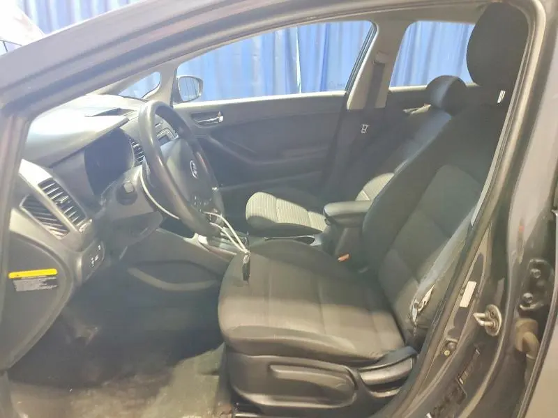 2015 KIA FORTE LX  