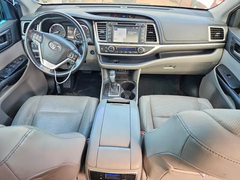 2018 TOYOTA HIGHLANDER LIMITED  