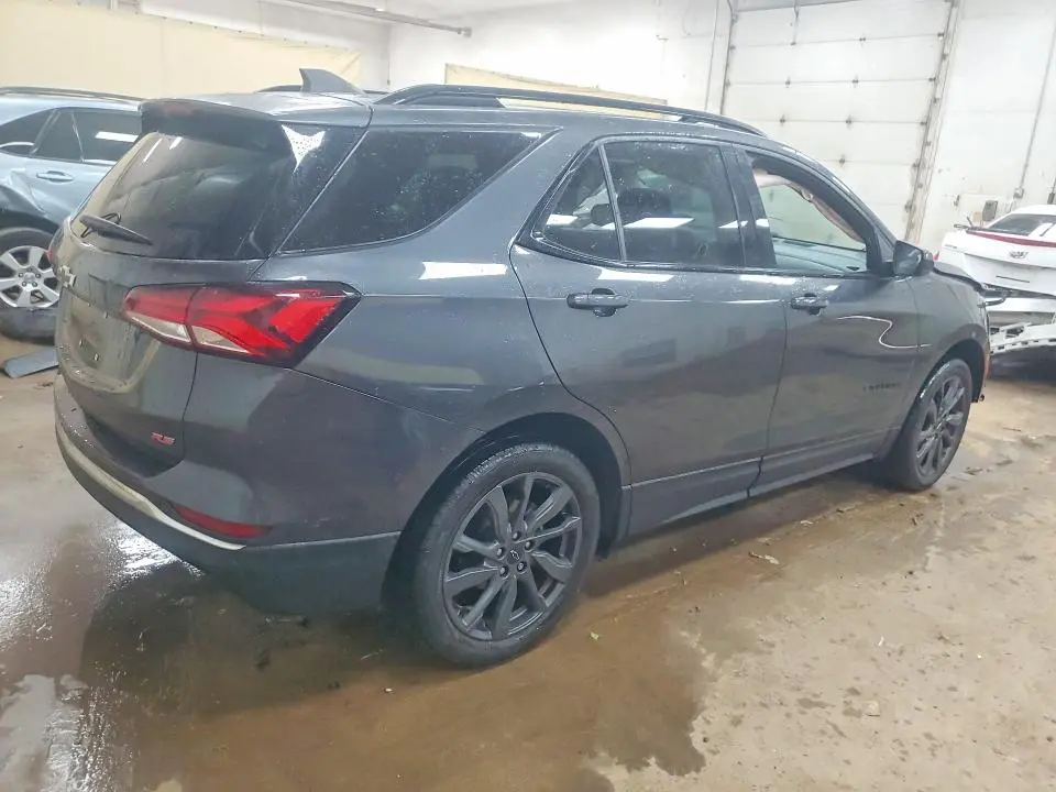 2022 CHEVROLET EQUINOX RS  