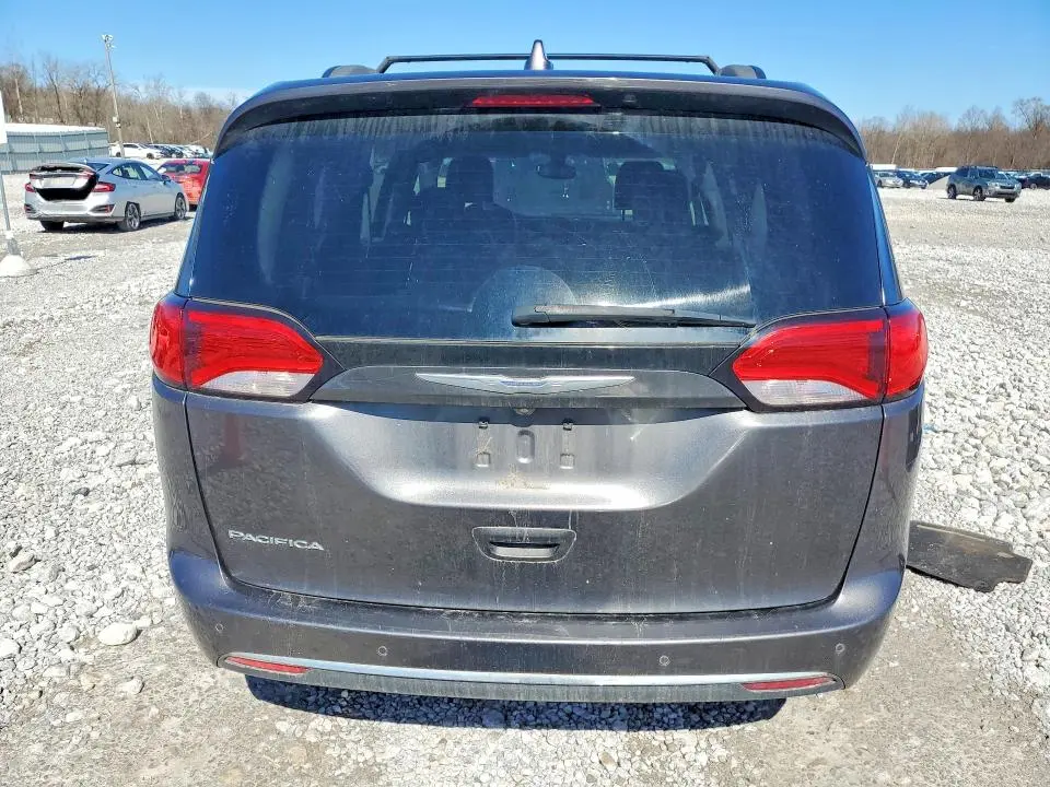 2017 CHRYSLER PACIFICA TOURING L  