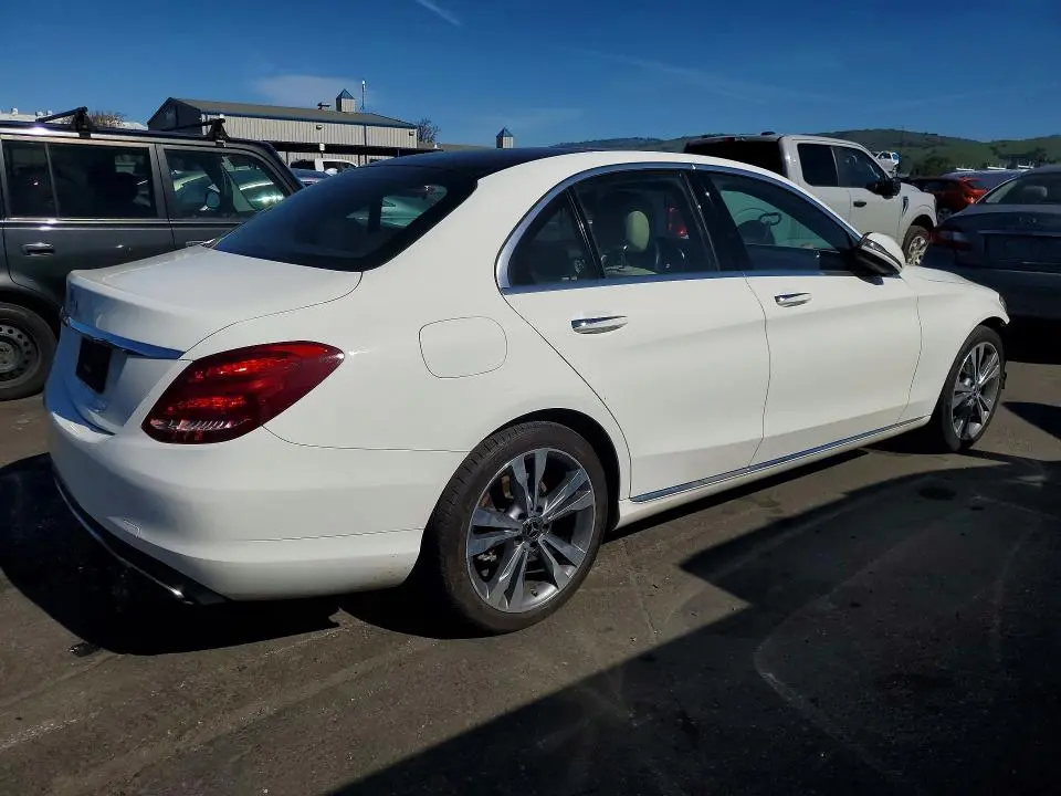 2018 MERCEDES-BENZ C 300  