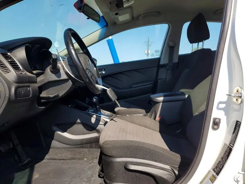 2017 KIA FORTE S  