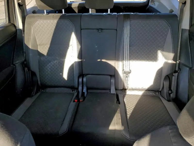 2021 VOLKSWAGEN TIGUAN S  