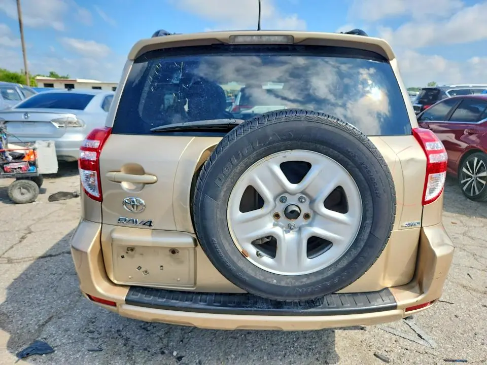 2011 TOYOTA RAV4 BASE  