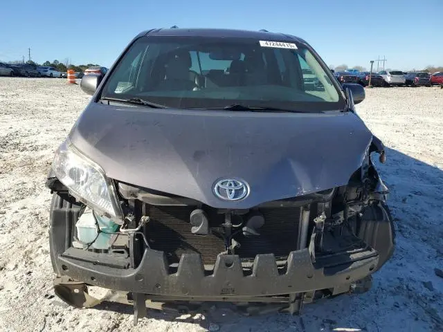 2015 TOYOTA SIENNA XLE
