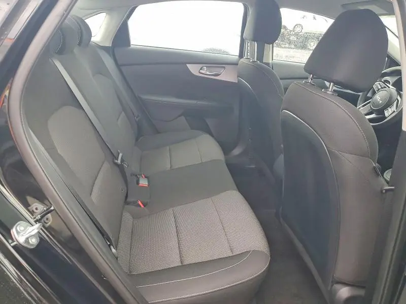 2024 KIA FORTE LX  