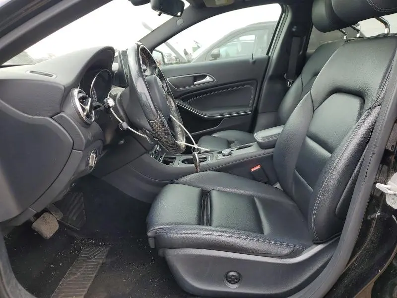 2016 MERCEDES-BENZ GLA 250  