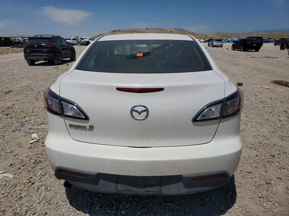 2011 MAZDA 3 I  