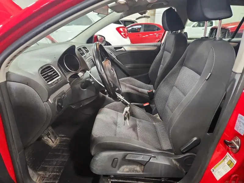 2013 VOLKSWAGEN GOLF   