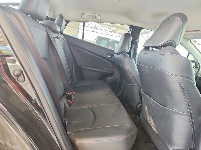 2016 TOYOTA PRIUS FOUR TOURING  