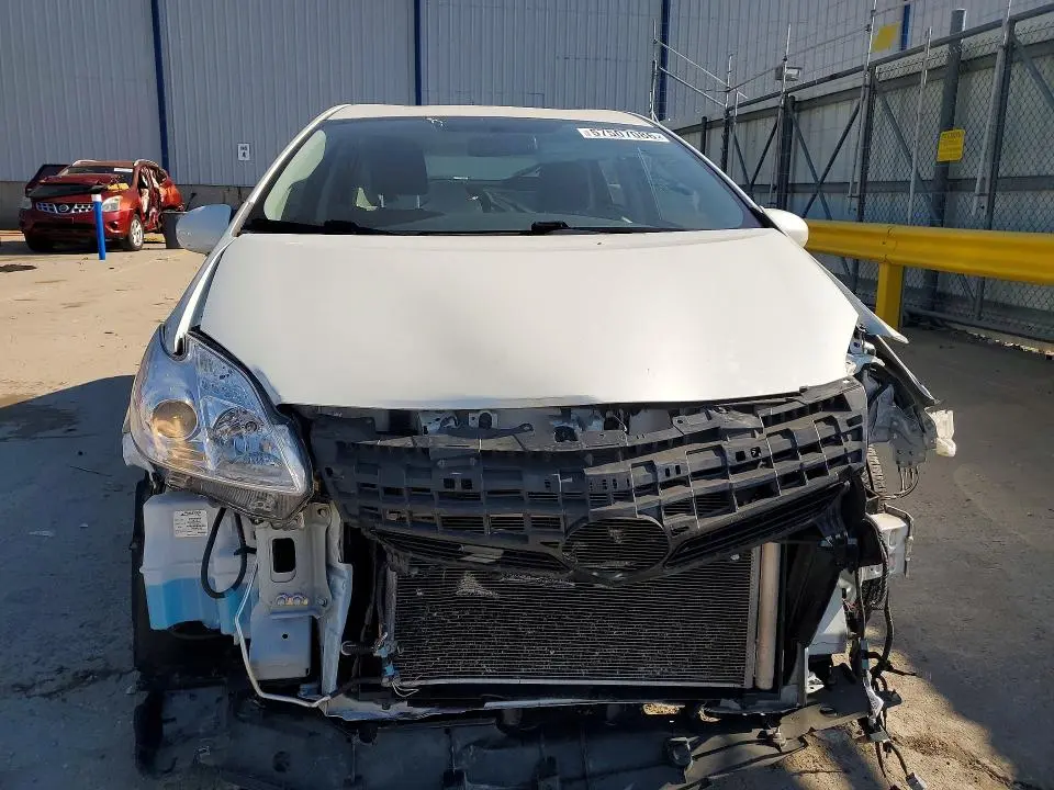 2015 TOYOTA PRIUS THREE  