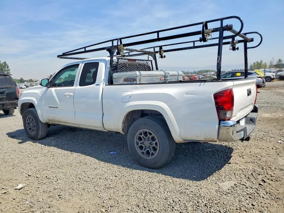 2018 TOYOTA TACOMA SR5 V6  