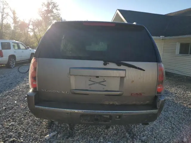 2011 GMC YUKON XL DENALI  