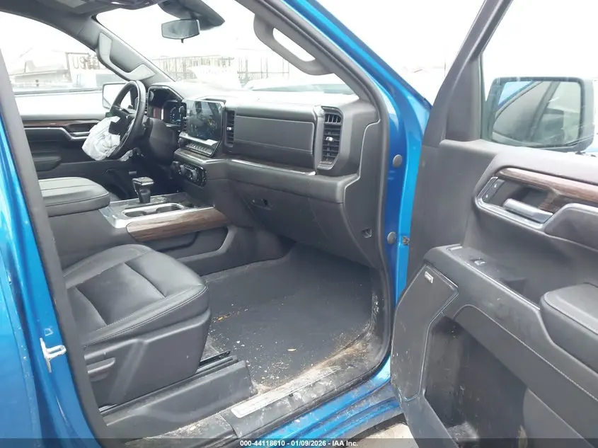 2023 CHEVROLET SILVERADO 1500 4WD  SHORT BED RST