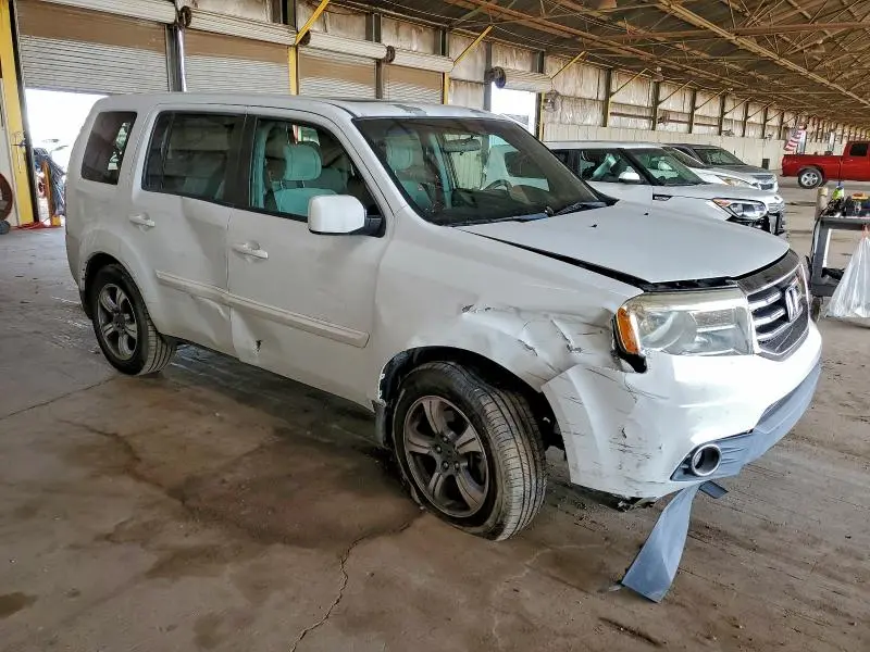 2015 HONDA PILOT SE  
