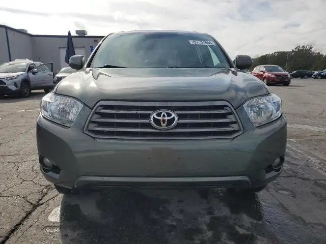 2010 TOYOTA HIGHLANDER SE  