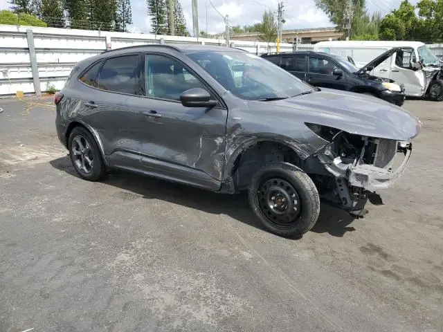 2024 FORD ESCAPE ST LINE  