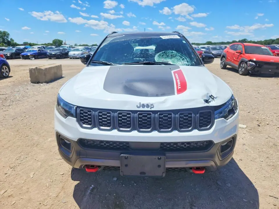 2025 JEEP COMPASS TRAILHAWK  