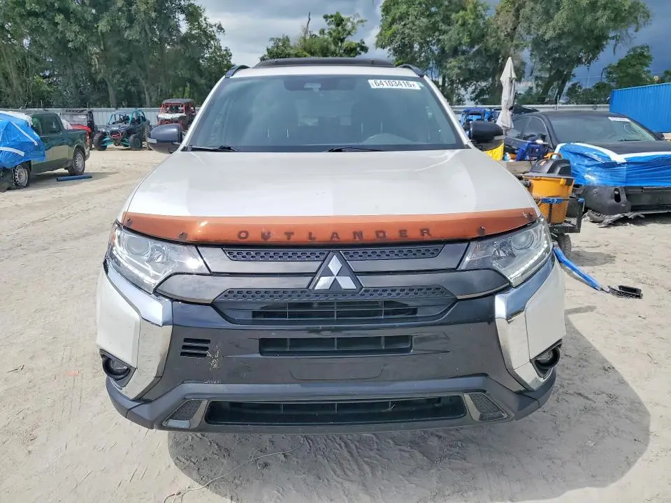 2020 MITSUBISHI OUTLANDER SE  