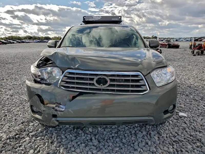 2010 TOYOTA HIGHLANDER LIMITED  