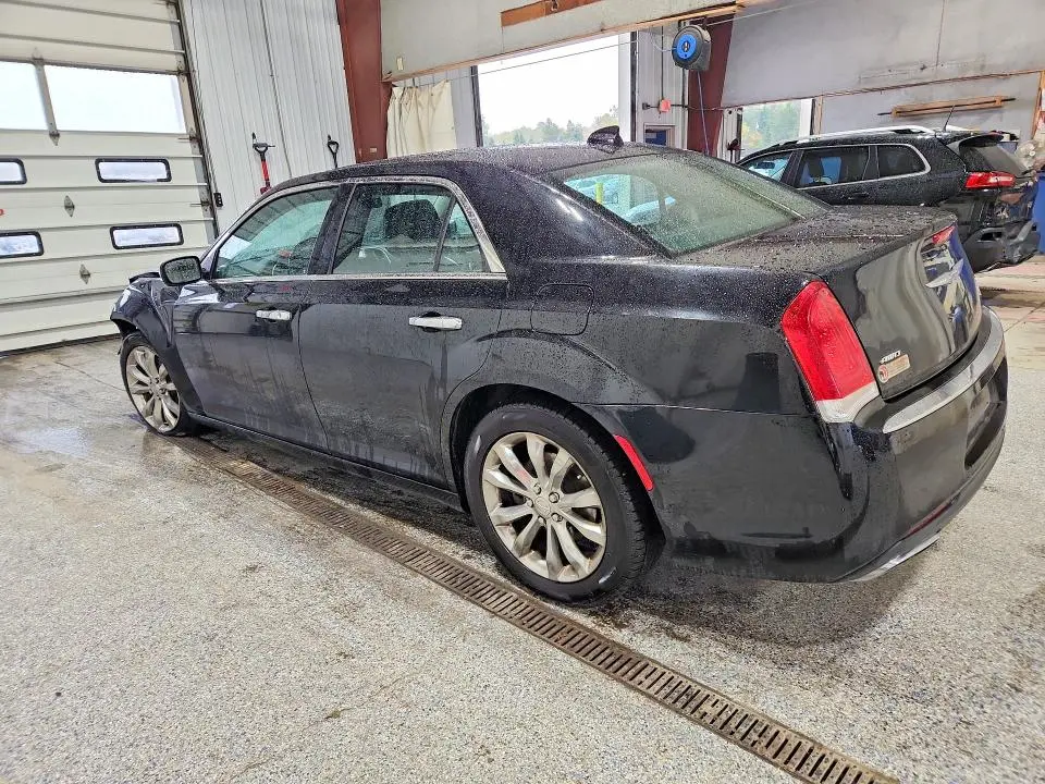 2018 CHRYSLER 300 LIMITED  