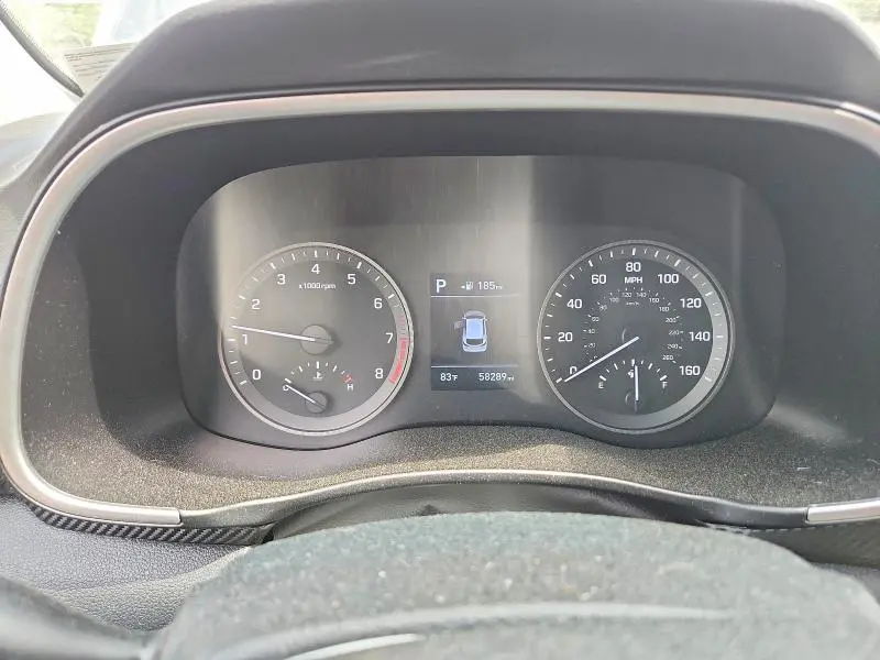 2019 HYUNDAI TUCSON SE  