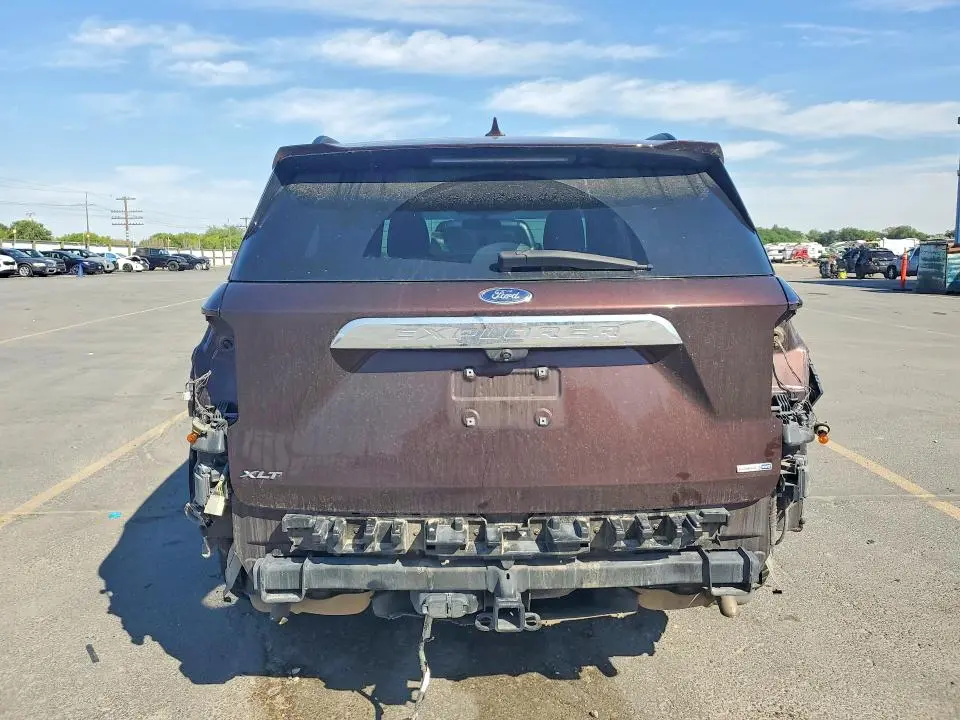 2020 FORD EXPLORER XLT  