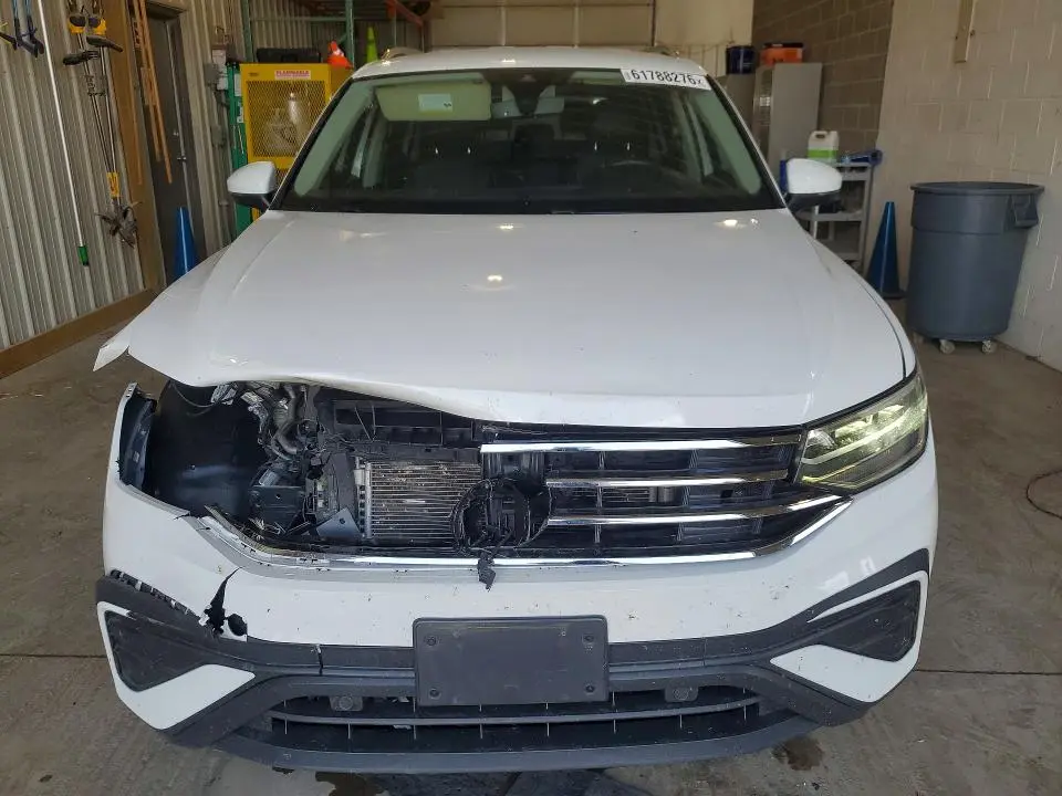 2022 VOLKSWAGEN TIGUAN SE  