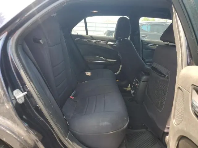 2011 CHRYSLER 300C 
