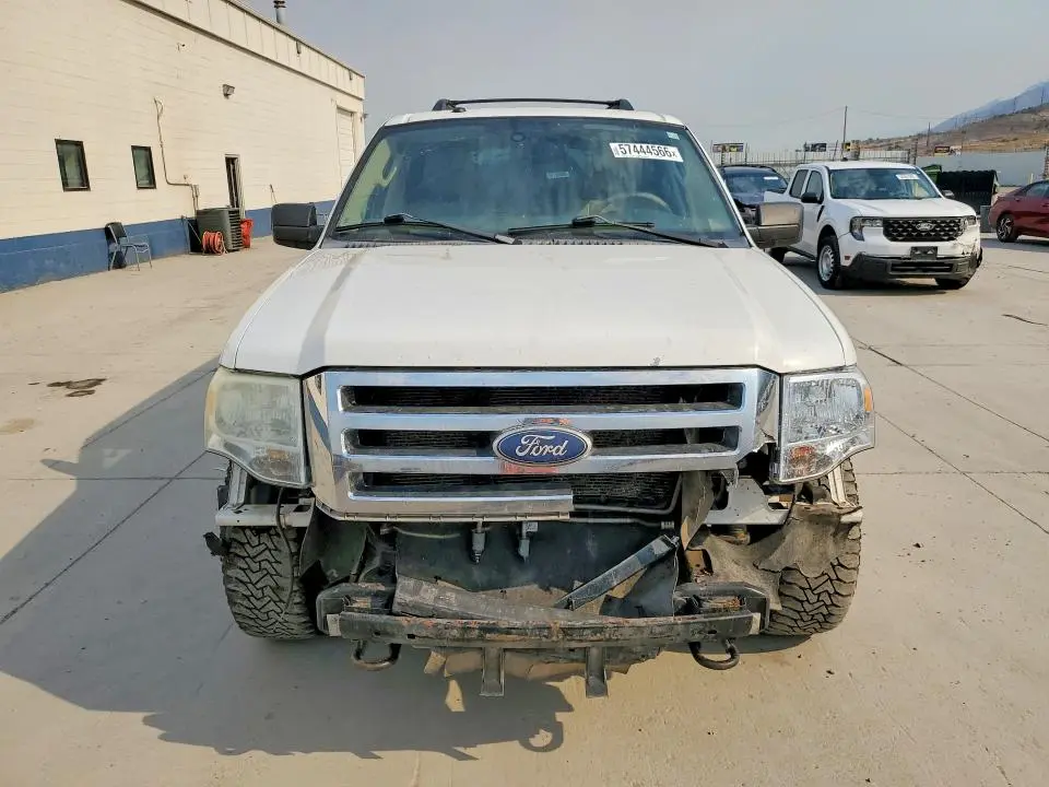 2011 FORD EXPEDITION EL XLT  