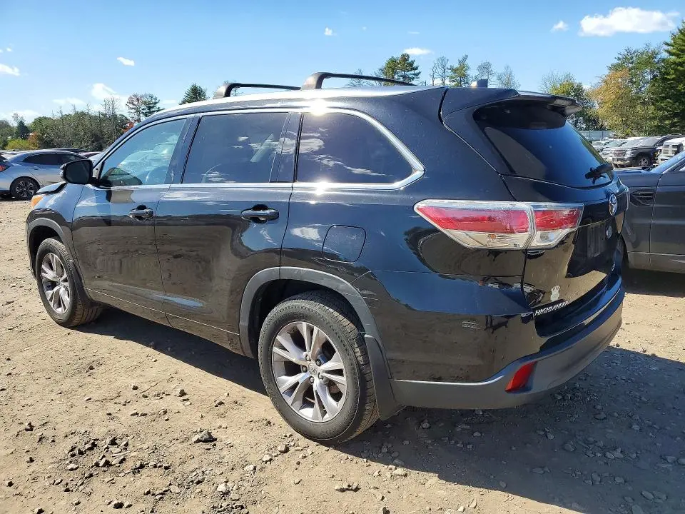 2014 TOYOTA HIGHLANDER XLE  