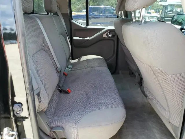 2017 NISSAN FRONTIER S  