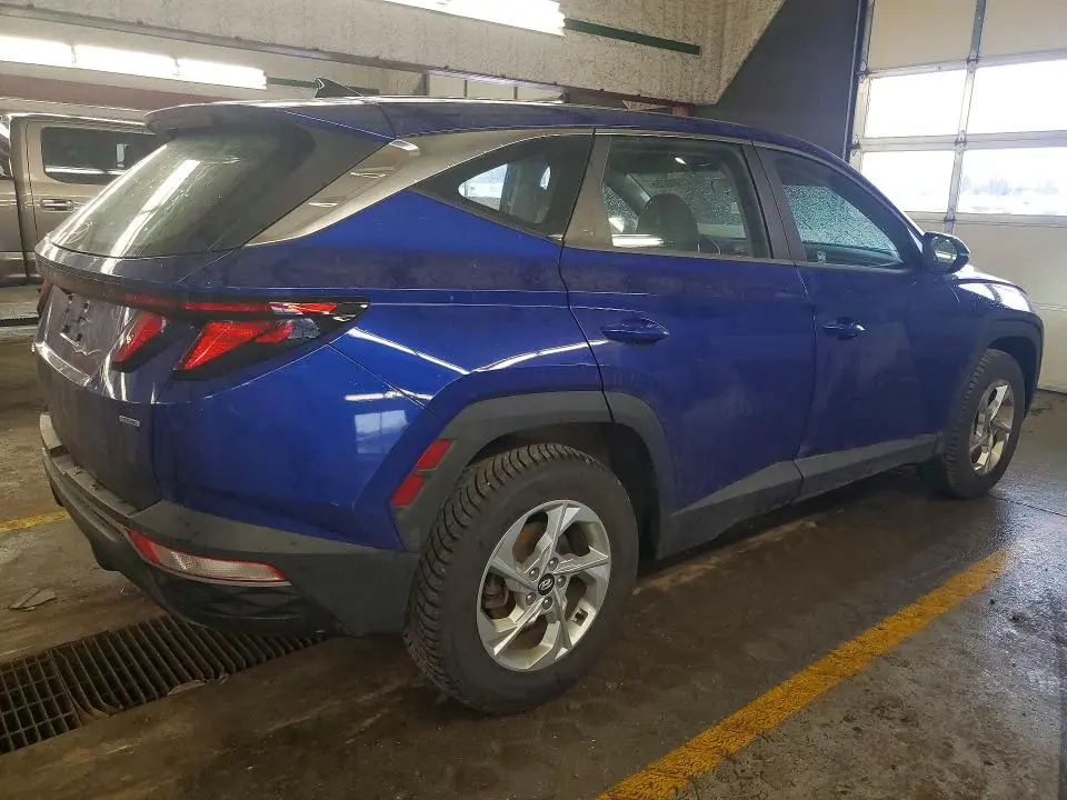 2022 HYUNDAI TUCSON SE  