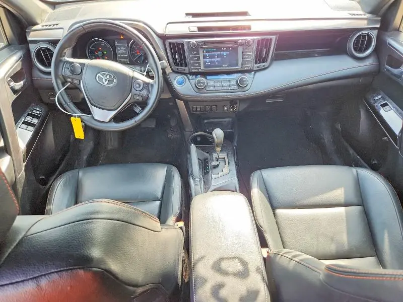 2017 TOYOTA RAV4 HV SE  