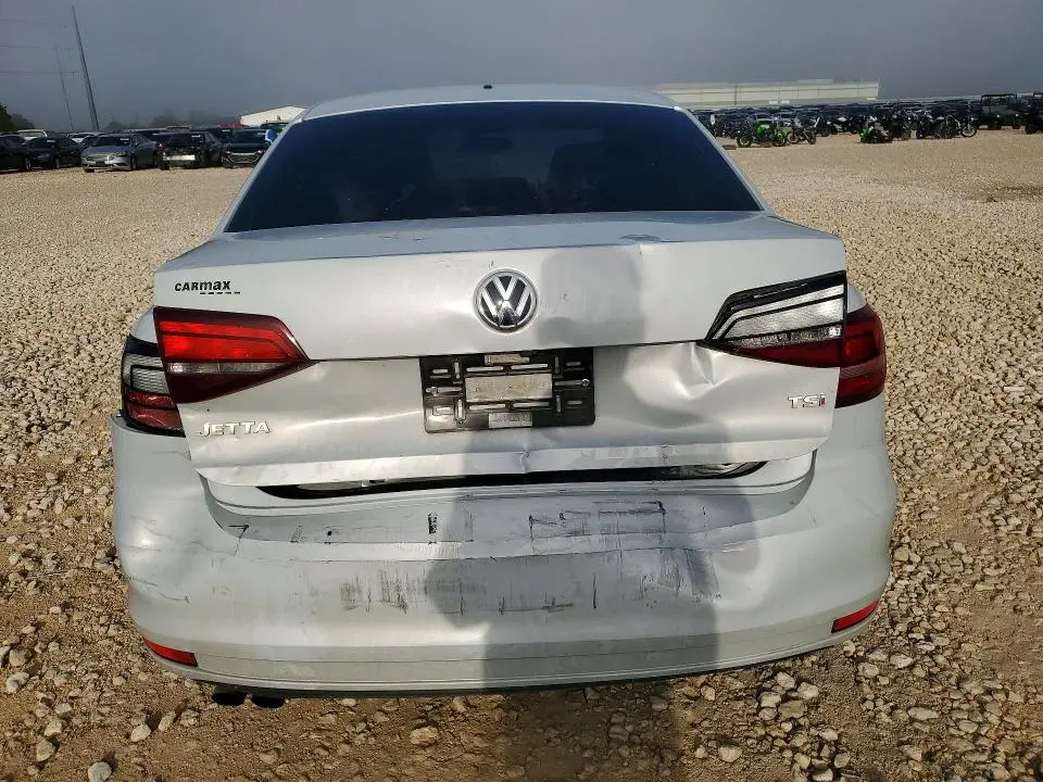 2017 VOLKSWAGEN JETTA   
