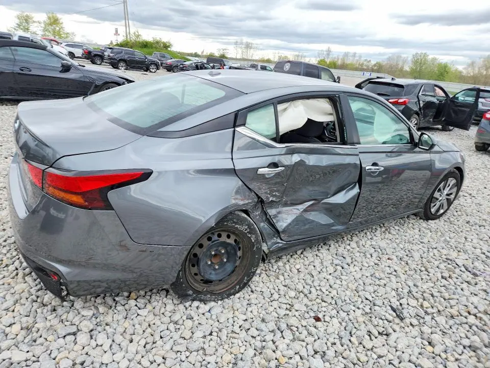 2020 NISSAN ALTIMA S  