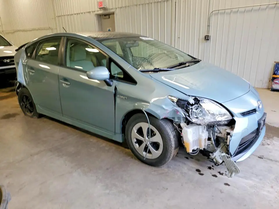 2014 TOYOTA PRIUS THREE  
