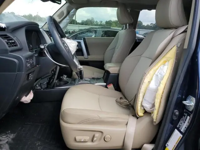 2023 TOYOTA 4RUNNER SE  