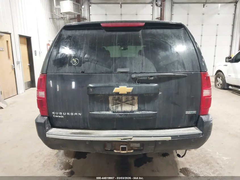 2011 CHEVROLET SUBURBAN 1500 LTZ