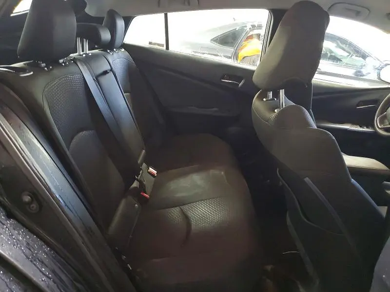 2019 TOYOTA PRIUS LE AWD-E  