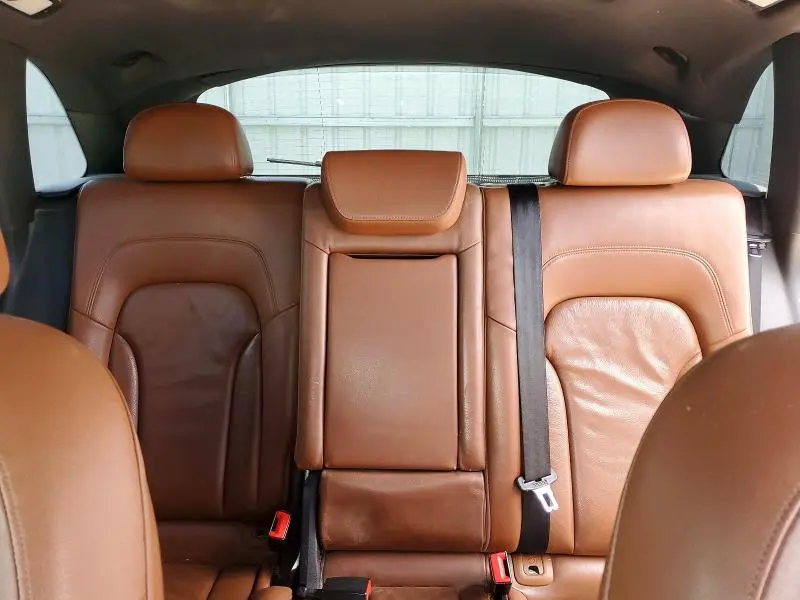 2011 AUDI Q5 PREMIUM PLUS  