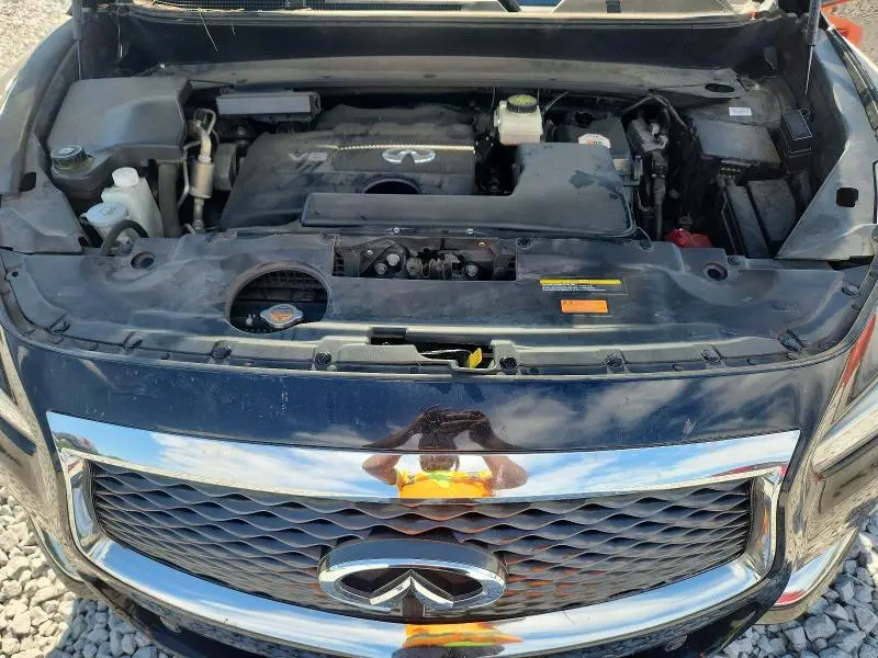 2020 INFINITI QX60 LUXE  