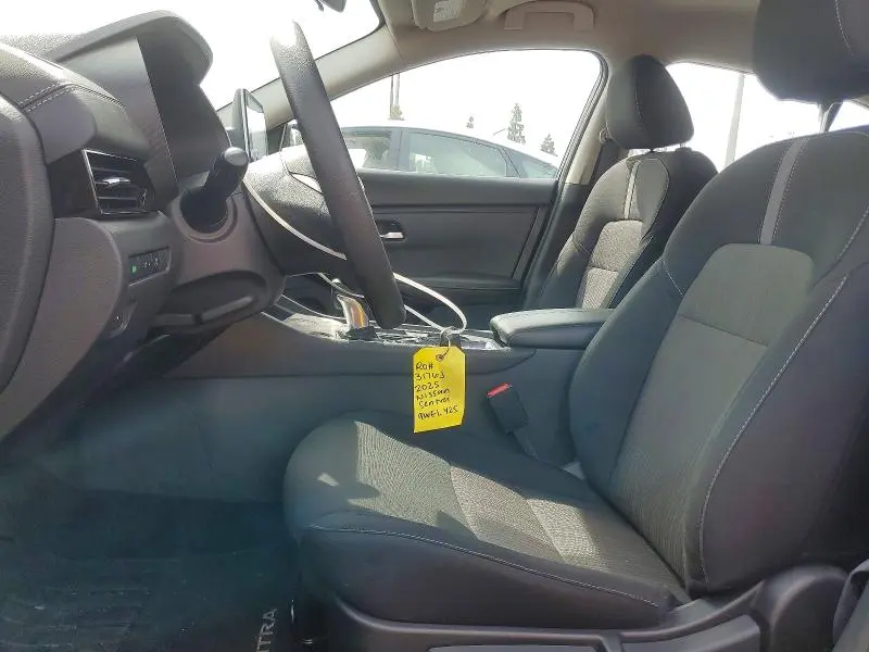 2025 NISSAN SENTRA SV  