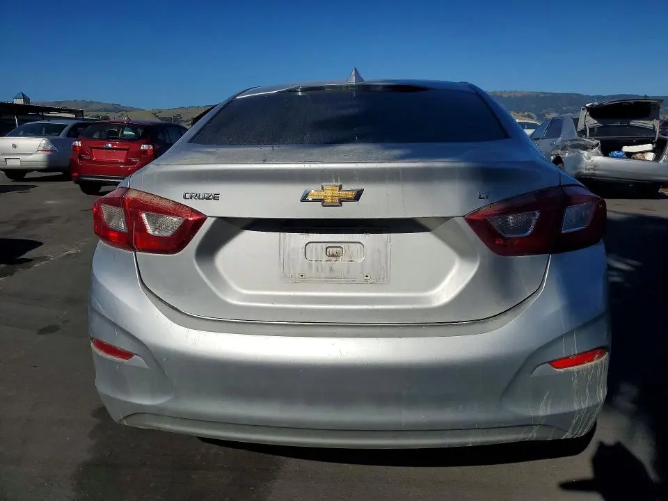 2019 CHEVROLET CRUZE LT  