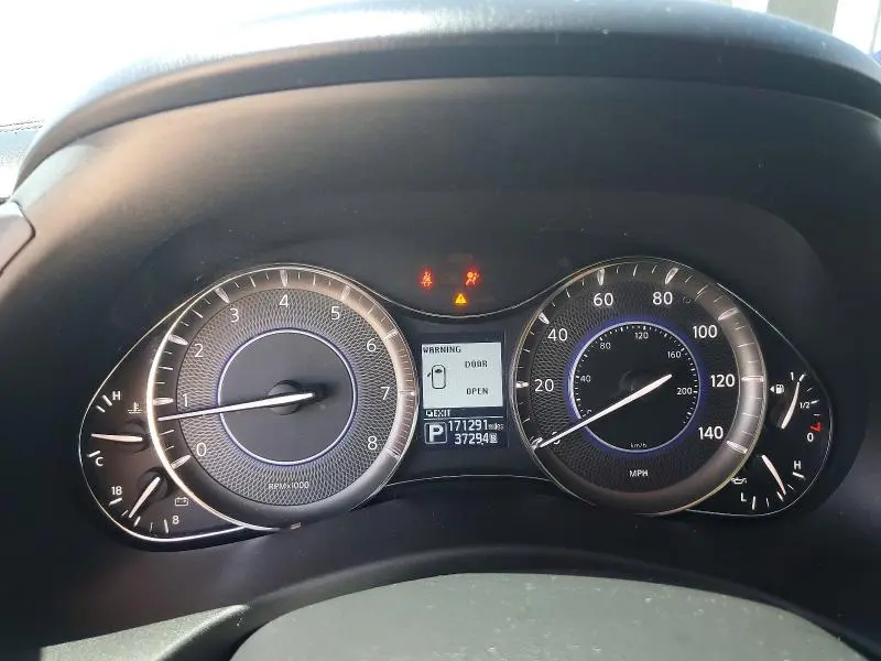 2016 INFINITI QX80 BASE  